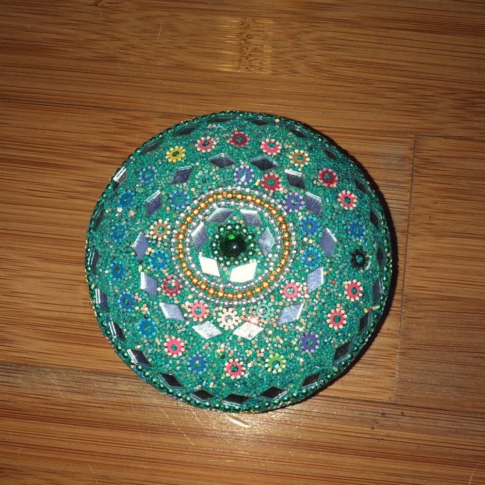 Decreasing size jewelry box set - Picture 2 of 4